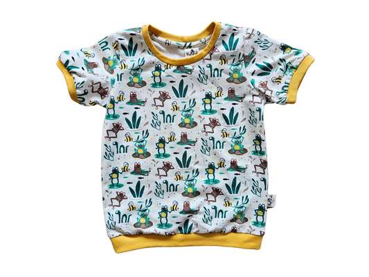 Froggies pond theme ringer t-shirt