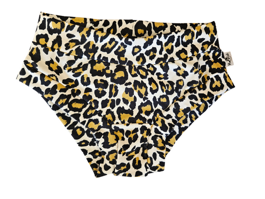 Ladies briefs with leopard spots pattern