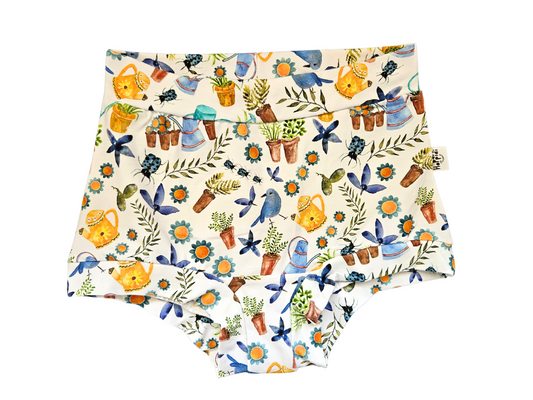 High waisted women´s underpants with garden motive